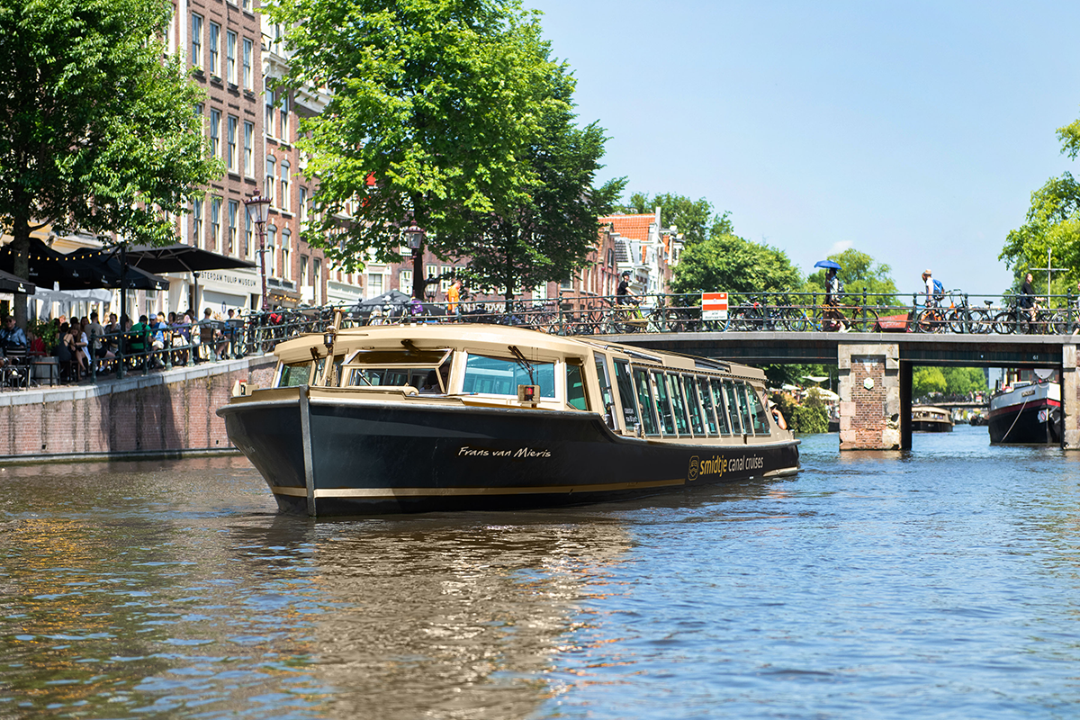 Rondvaart door het centrum van Amsterdam (75 min)