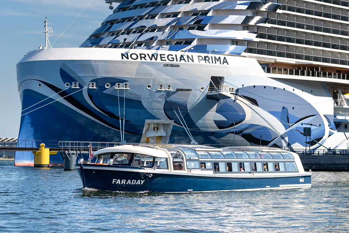 Rondvaart Amsterdam (75 min) + evt. snackbox + frisdrank