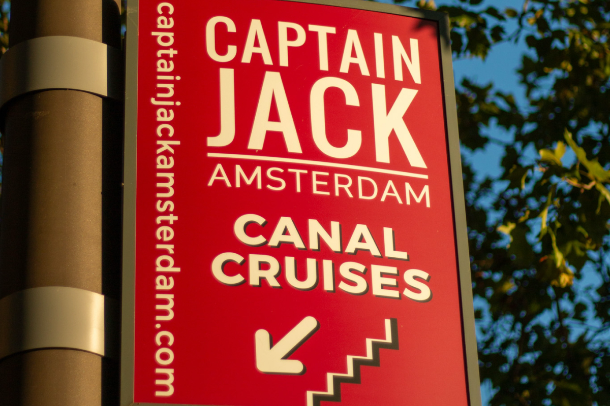 Rondvaart Amsterdam (90 min) + evt. onbeperkt drinken en hapjes