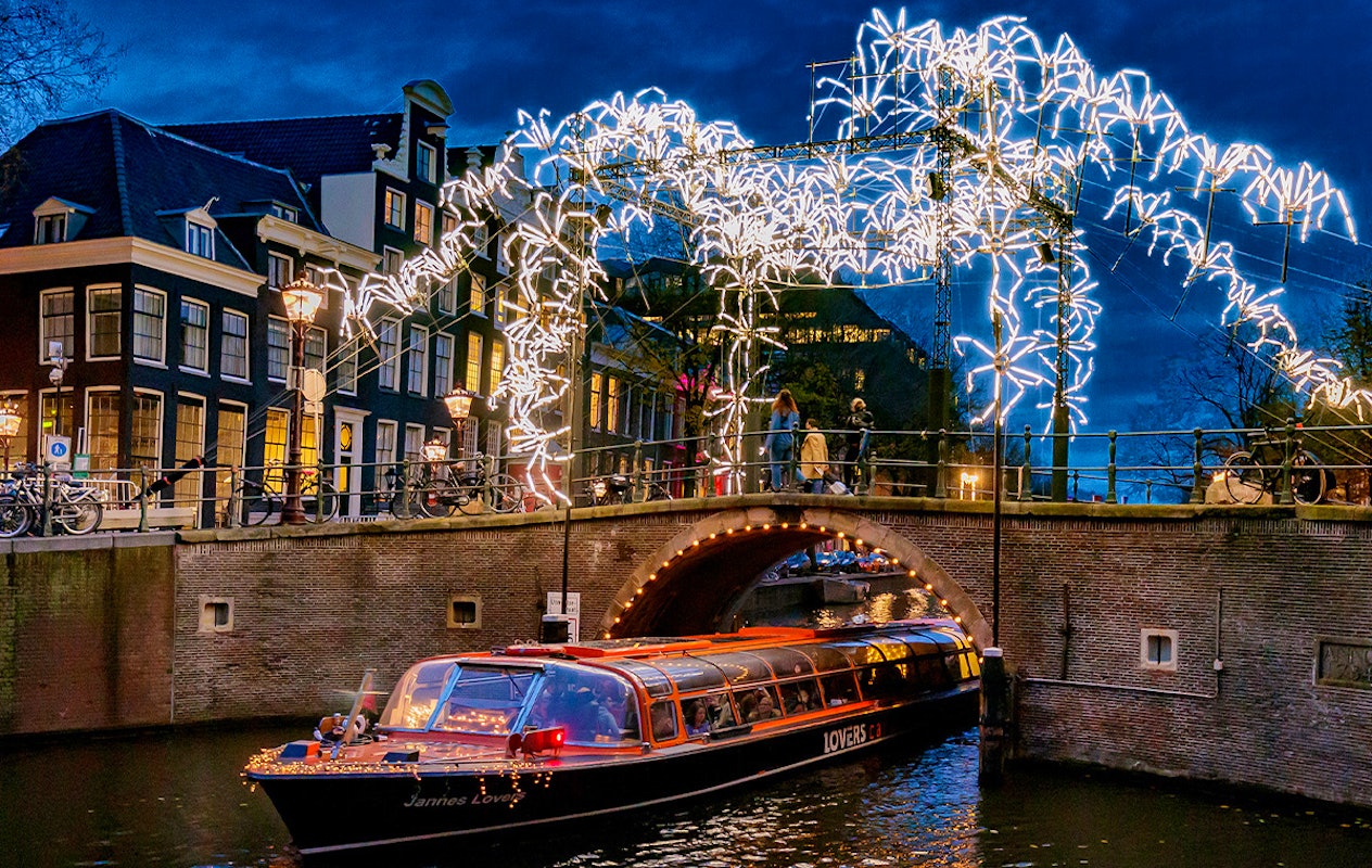 Amsterdam Light Festival rondvaart met LOVERS