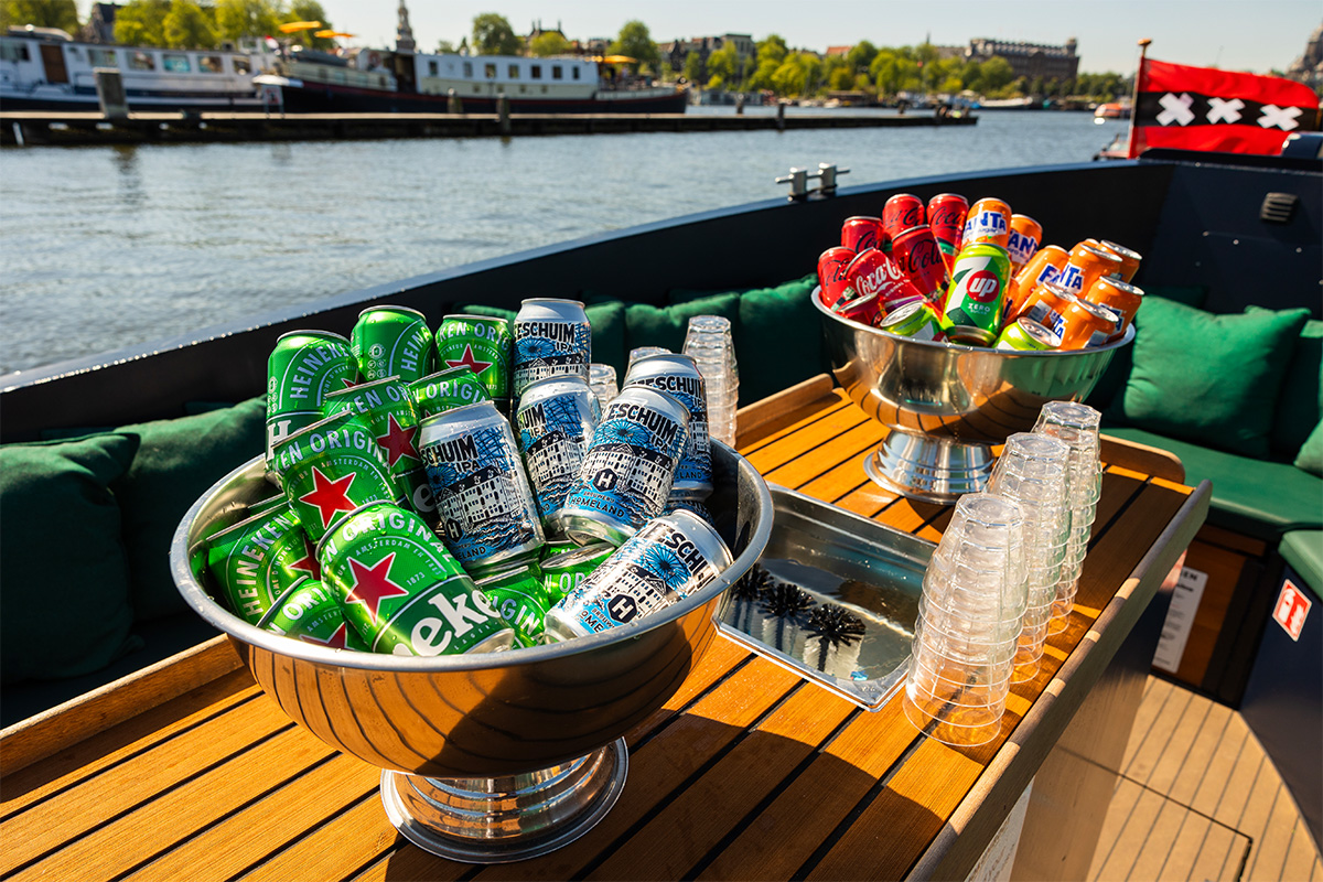Rondvaart Amsterdam + drankje met Mokumboot