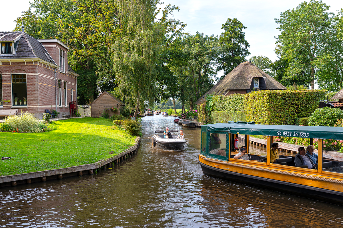 Rondvaart door Giethoorn (60 min)