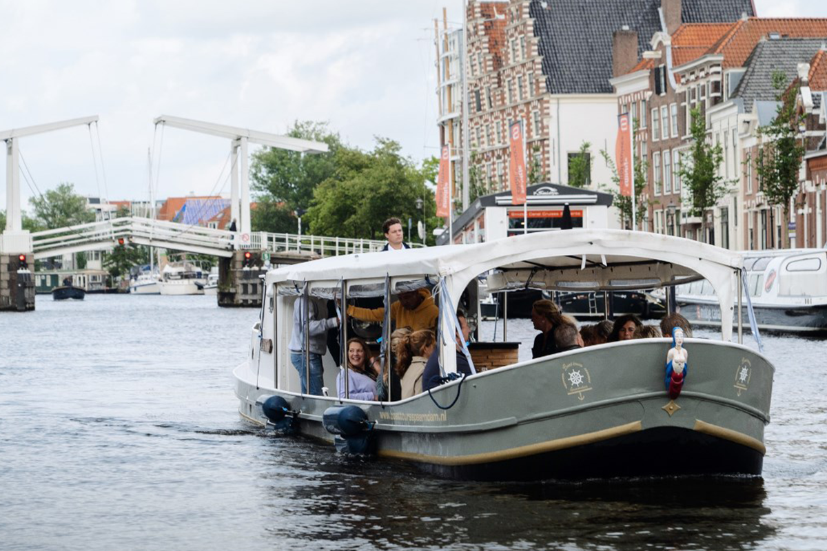 Rondvaart door de grachten van Haarlem (2 uur)