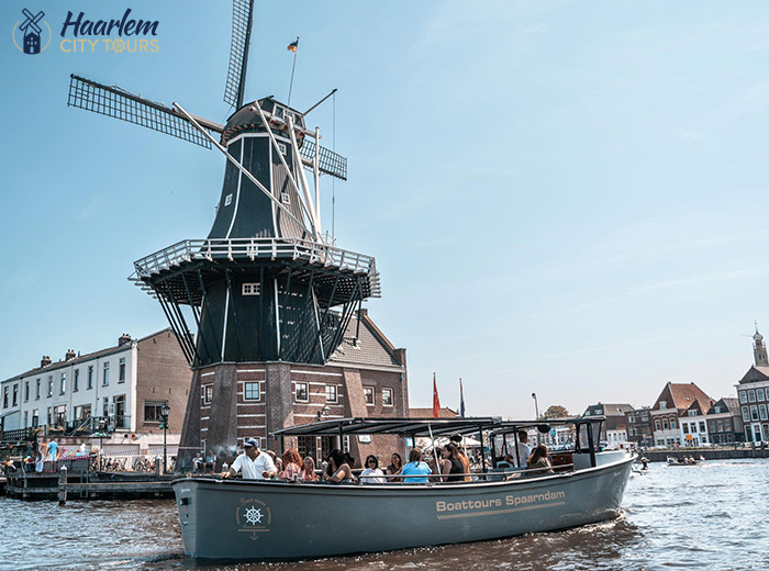 Rondvaart door de grachten van Haarlem (2 uur)