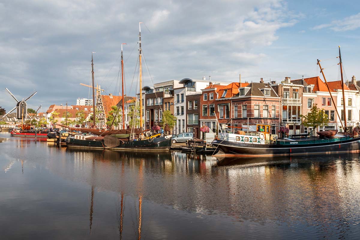 Rondvaart over de prachtige Kagerplassen vanuit Leiden