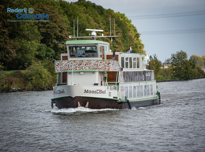 Rondvaart over de Maasplassen (2 uur)