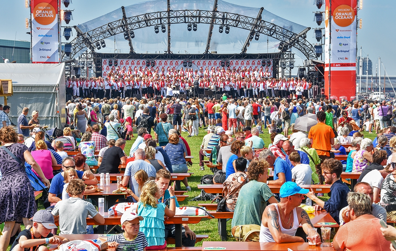 Geniet op het water van het prachtige decor tijdens SAIL Amsterdam 2020
