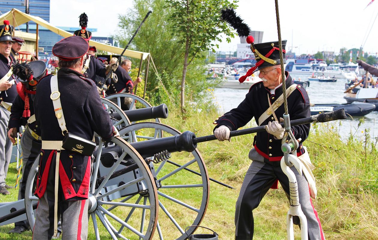 Geniet op het water van het prachtige decor tijdens SAIL Amsterdam 2020
