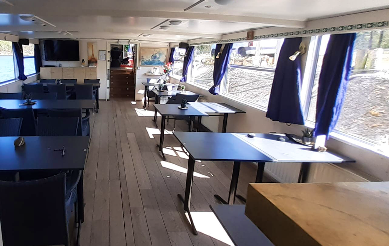 Rondvaart op het Zander Passagiersschip, inclusief hotdog of pannenkoeken