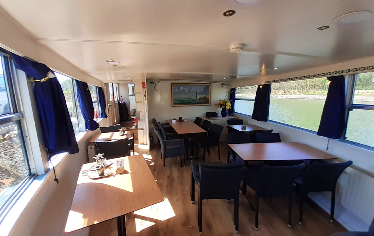 Rondvaart op het Zander Passagiersschip, inclusief zondagsbrunch of bbq