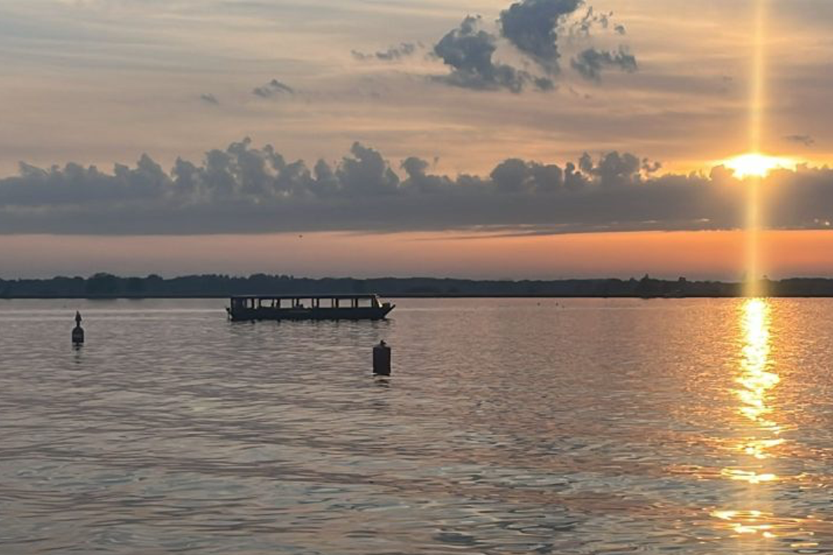 Rondvaart op het Zuidlaardermeer met Varen met Geluk (2 uur)