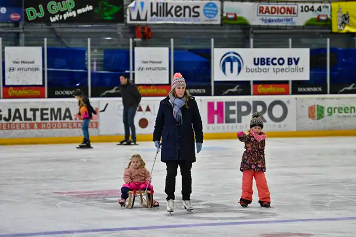 Schaatsen bij Kardinge in Groningen