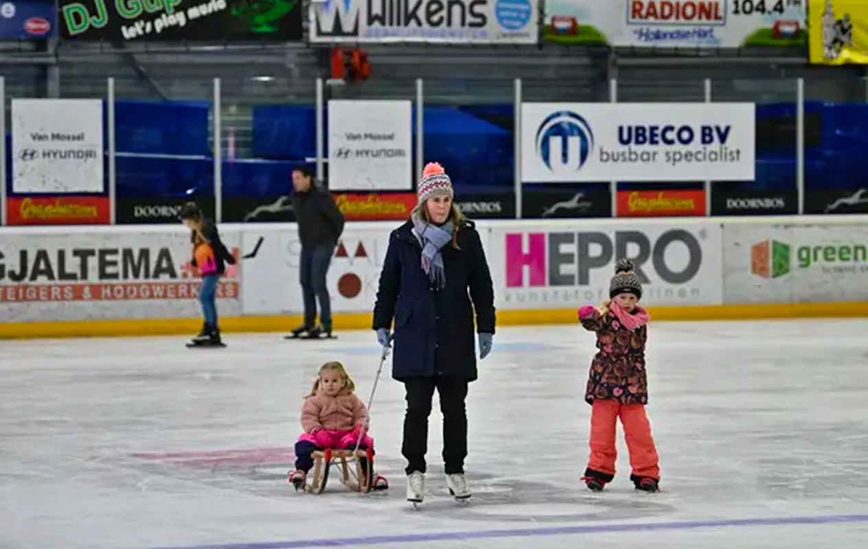 Schaatsen bij Sportcentrum Kardinge