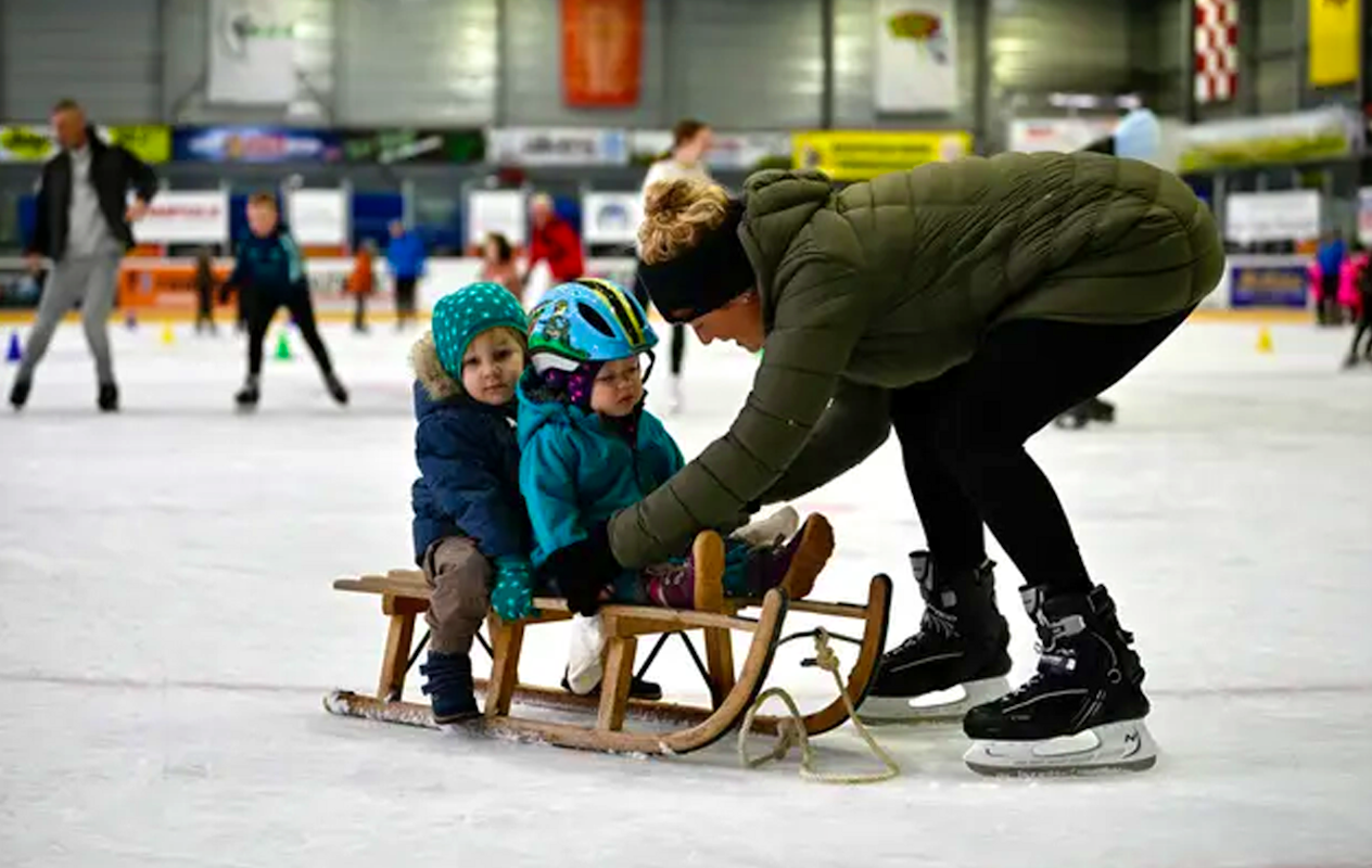 Schaatsen bij Sportcentrum Kardinge