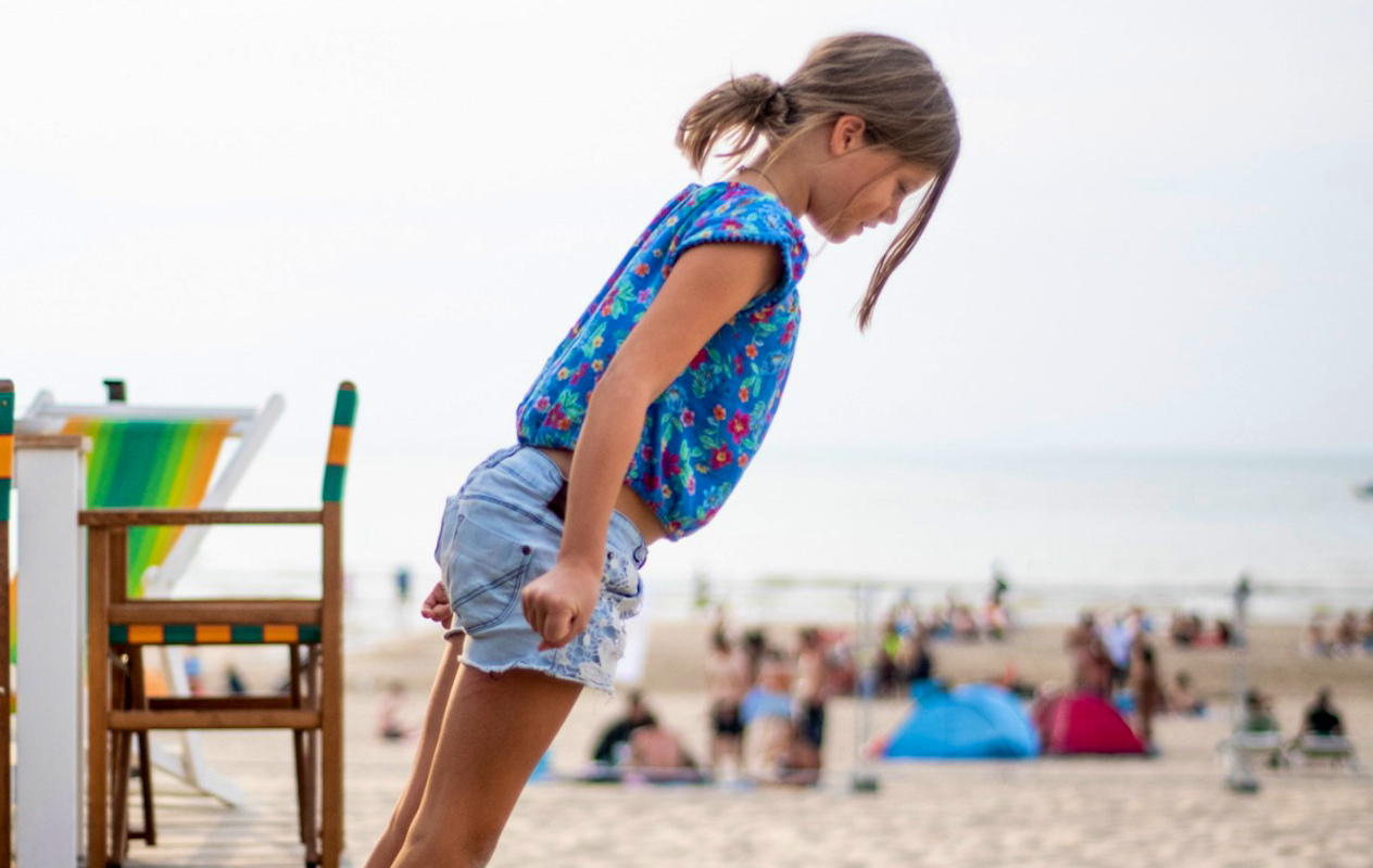 Shared dining bij Cosmico Beach