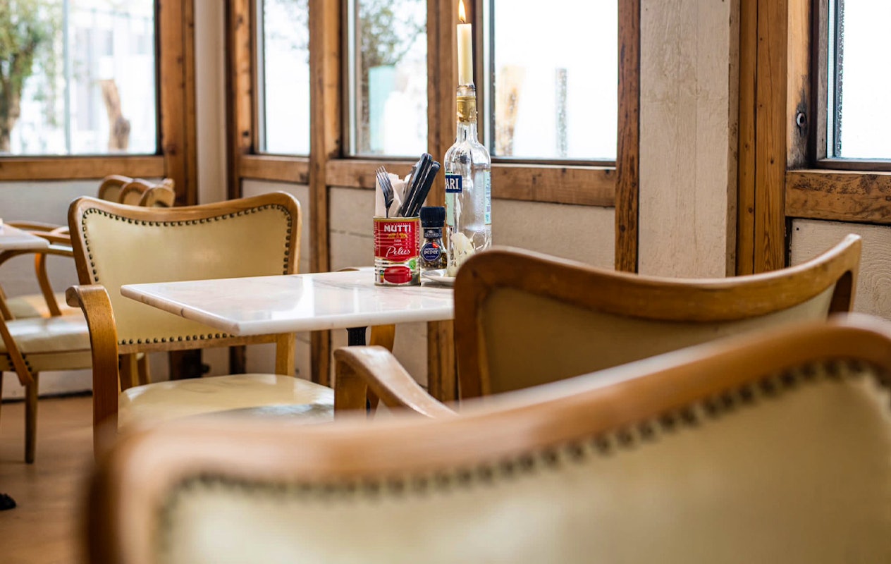 Shared dining bij Cosmico Beach