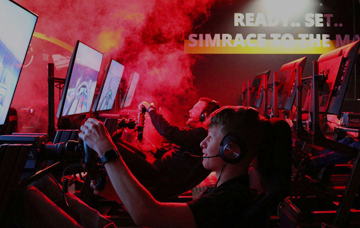 Sim Racing bij Fit & Fun Plaza