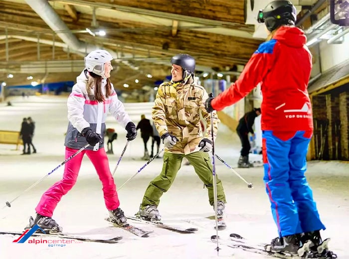 Dag skiën/snowboarden bij Alpincenter + onbeperkt buffet + drankjes