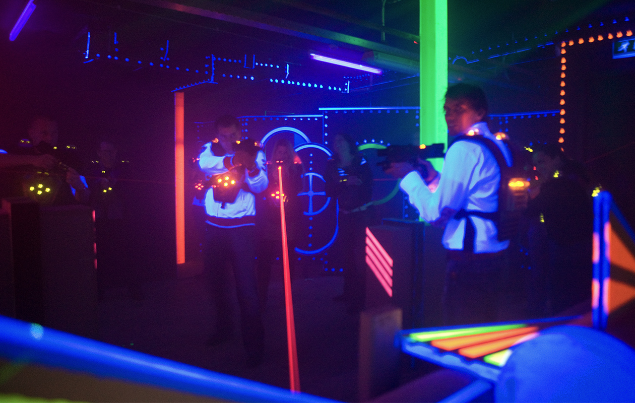Kom lasergamen bij Lasergame Rotterdam nabij de Euromast! 