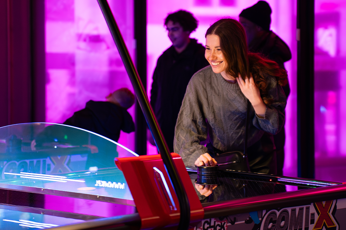 Speeltegoed of arrangement bij Stickx Arcade