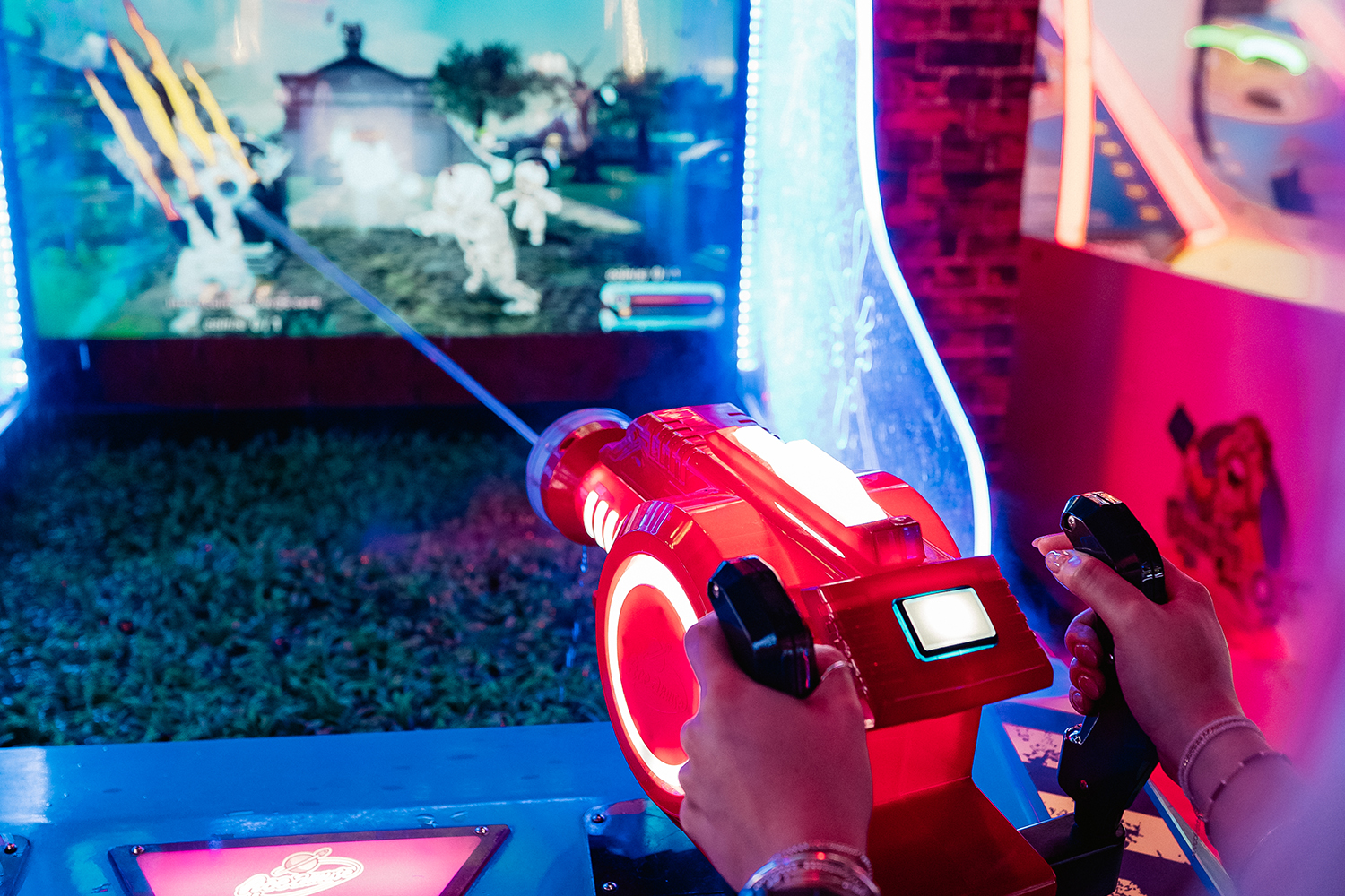 Onbeperkt gamen + frisdrank bij Sir Winston Fun & Games Scheveningen