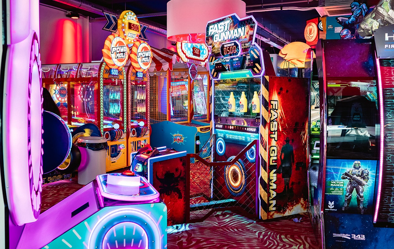 Onbeperkt gamen + frisdrank bij Sir Winston Fun & Games Scheveningen