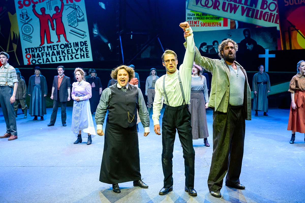 Spektakelmusical Dagboek van een Herdershond