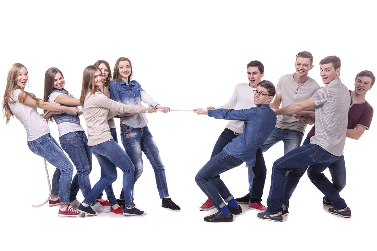 Spelshow/quiz + 3 drankjes en borrelhapjes (min. 10 personen)