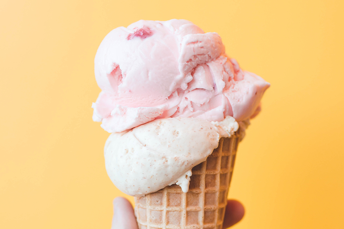 Strippenkaart voor 10 bollen ijs bij ijssalon Gosselaar