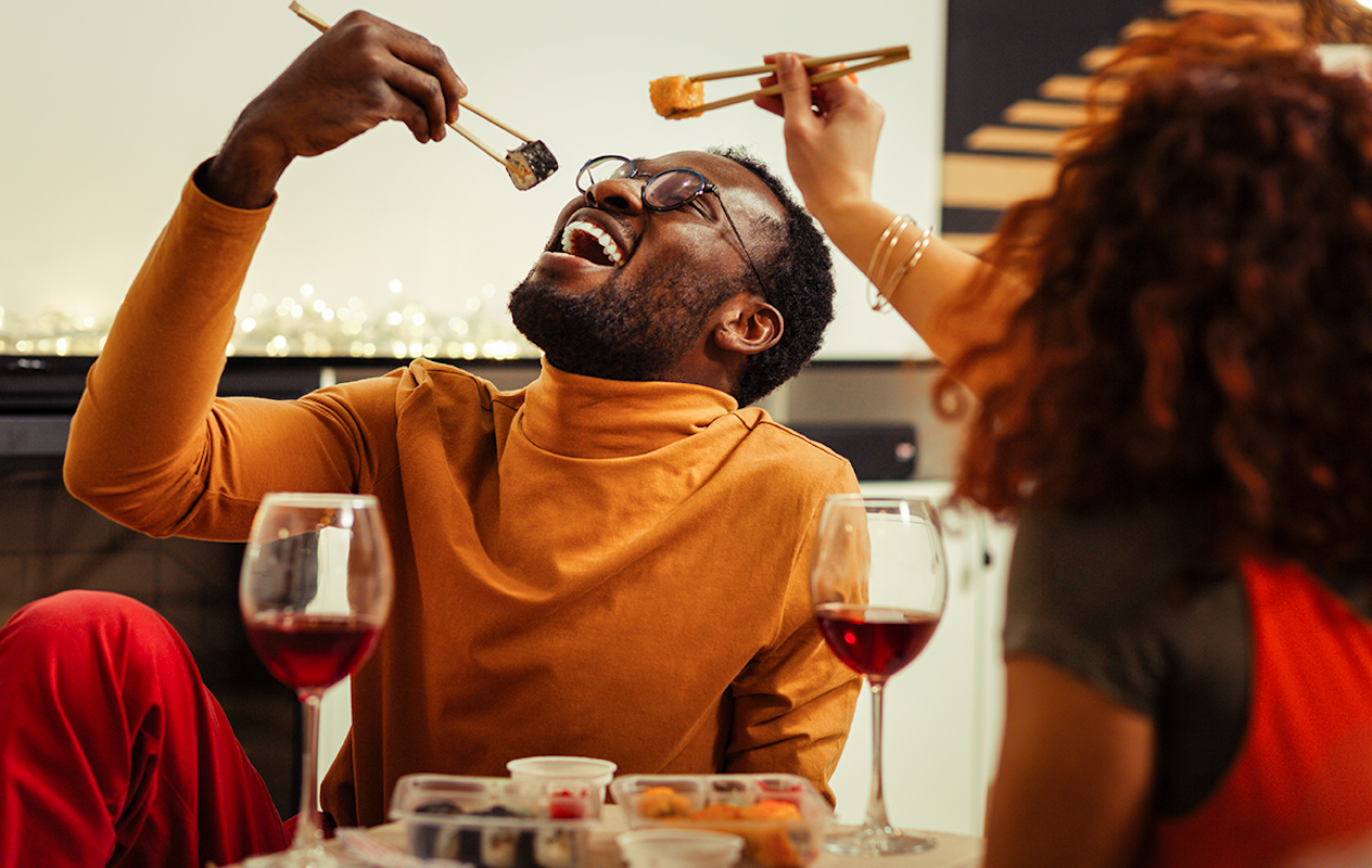 Sushibox om af te halen bij Bobby's Sushi (5 rollen)