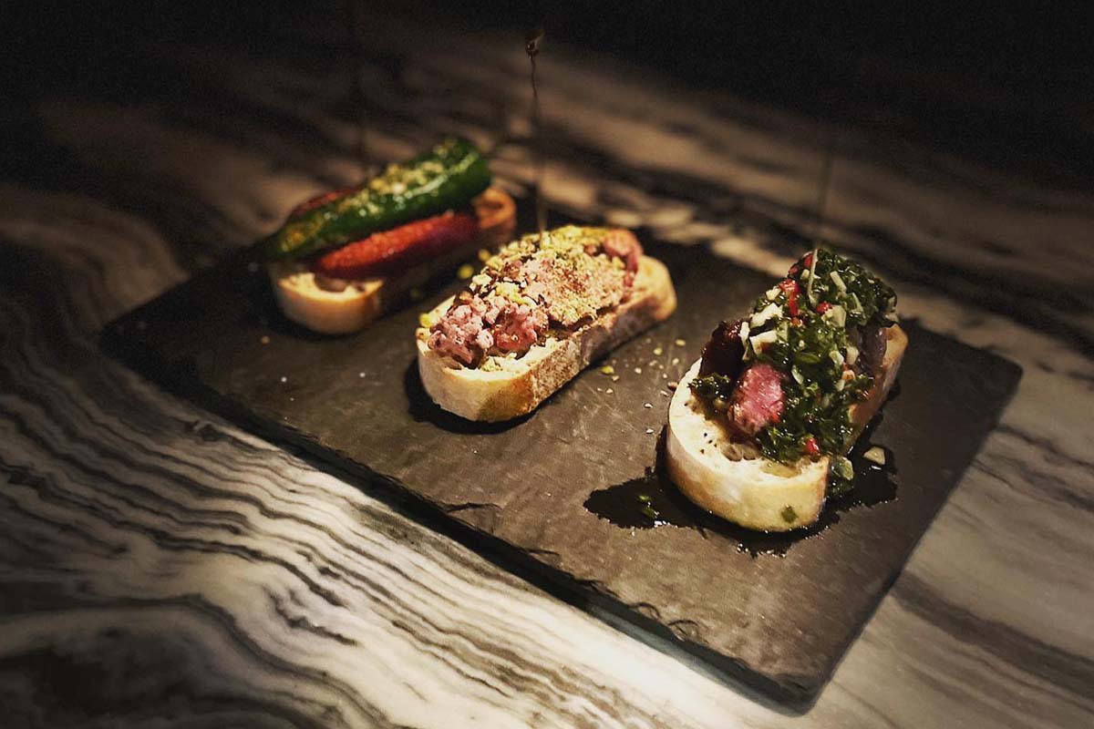 3 pinxtos + 2 wereldse tapas gerechten bij Boca bar kitchen Haarlem 