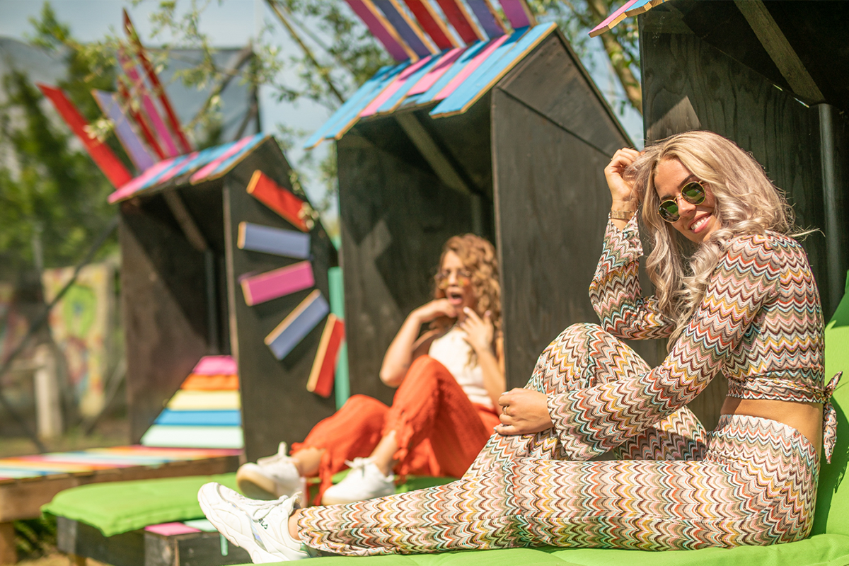 Tapasplank bij De Jungle met DJ & kidsactiviteiten