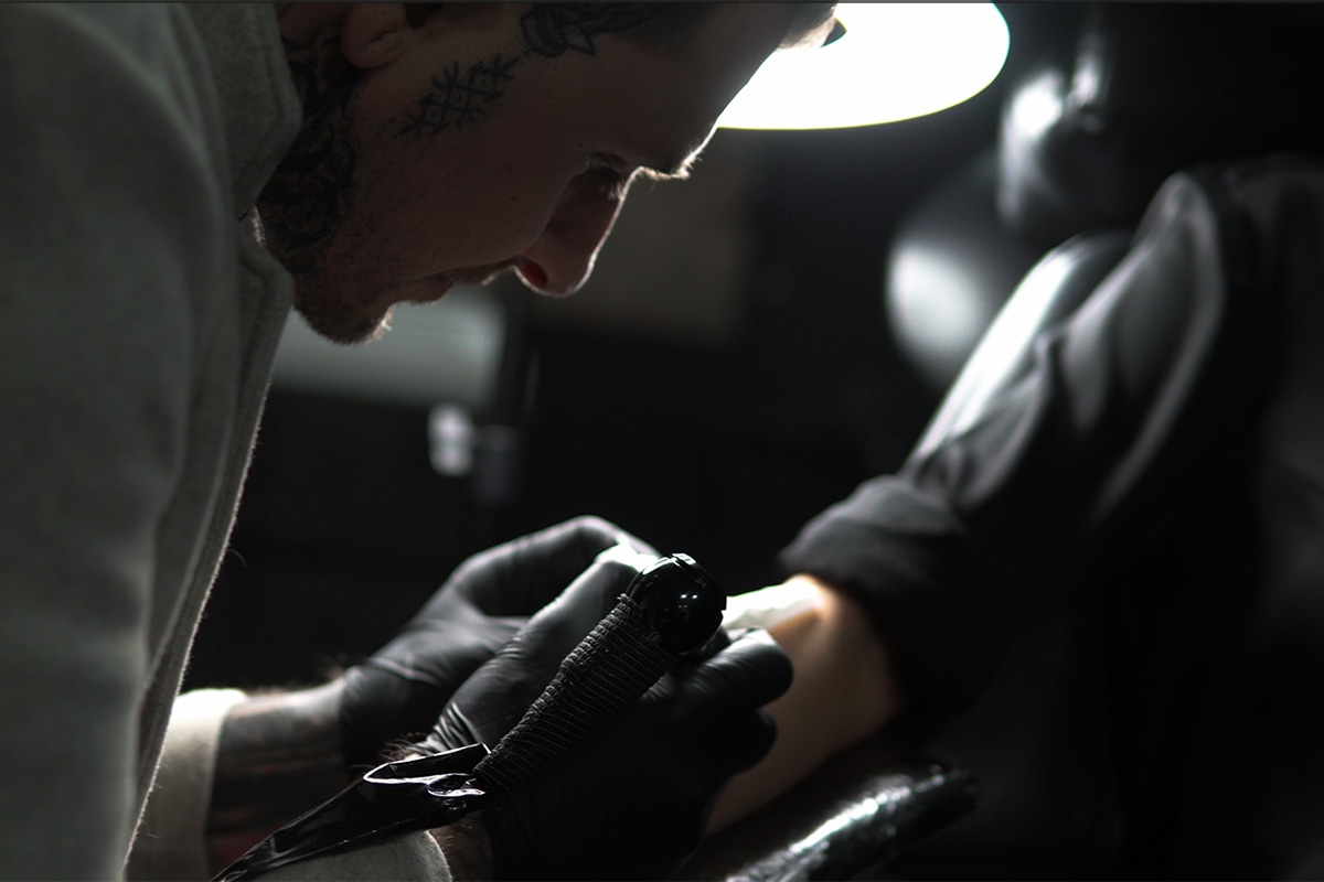 Tatoeëren bij Black Onyx Tattoo