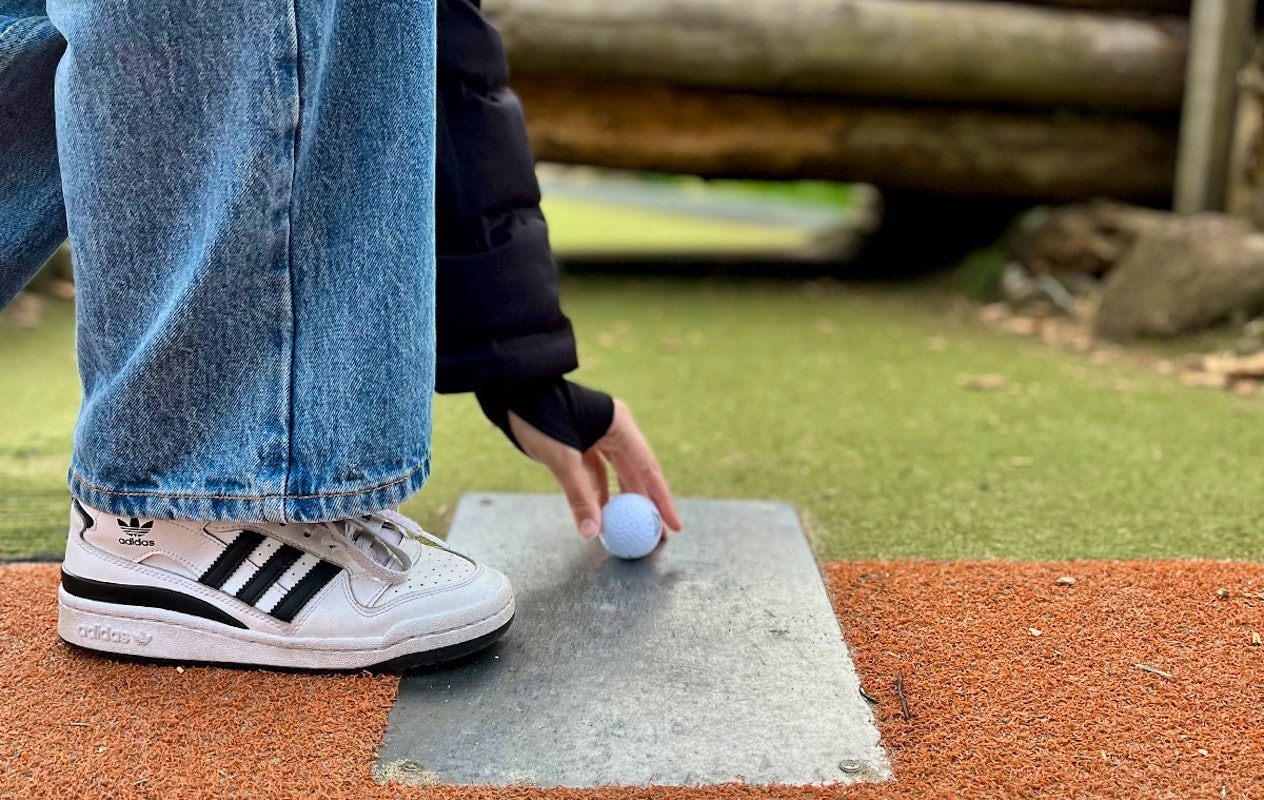 Entreeticket De Rollygolf + trampolines + chocolademelk