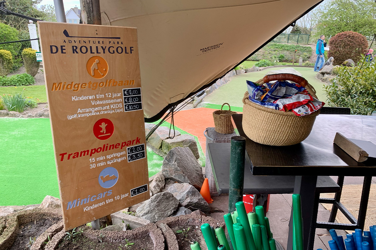 Entreeticket De Rollygolf + trampolines + chocolademelk