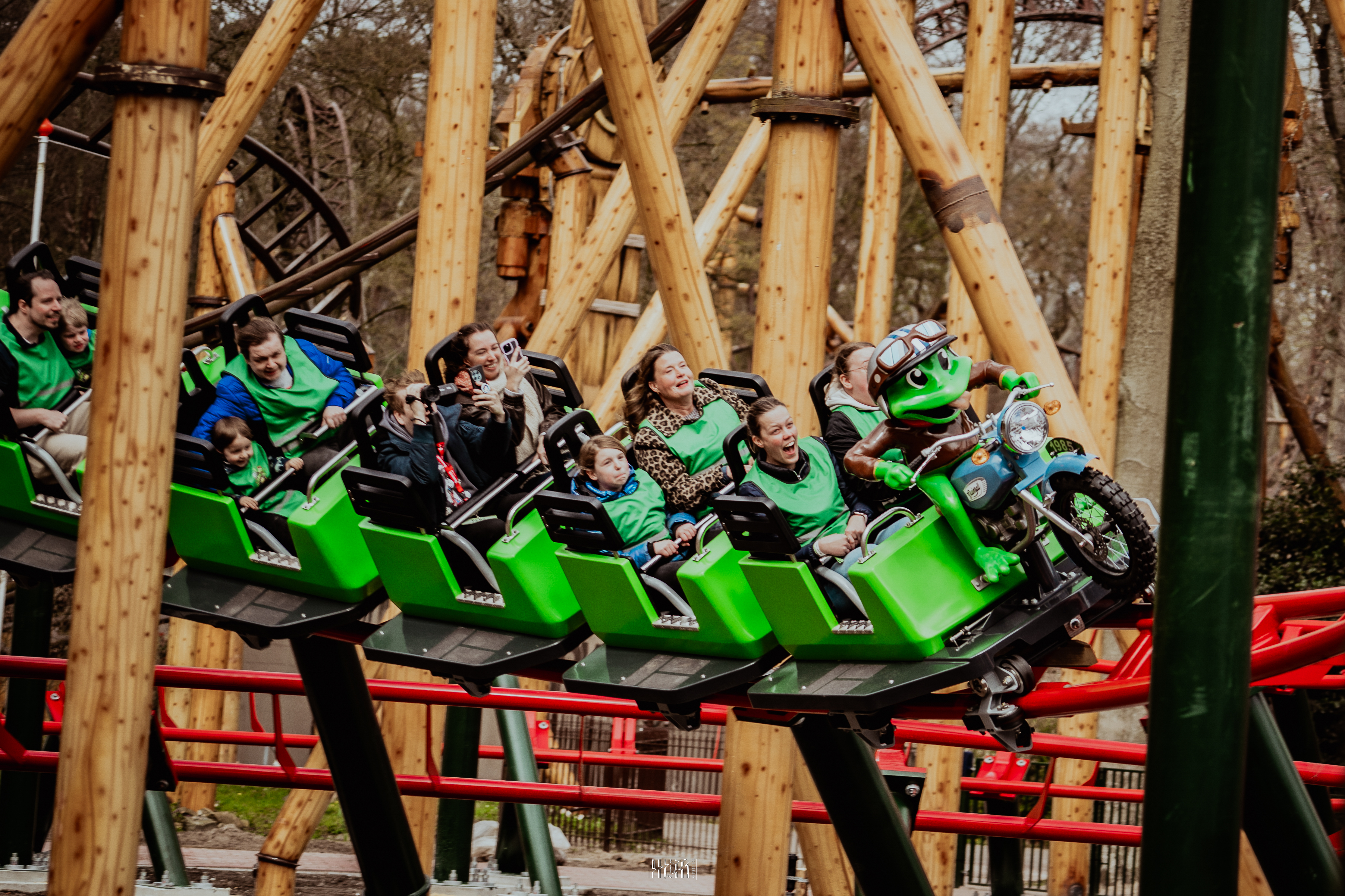 EXCLUSIEF! Ticket Attractiepark Duinrell + Tikibad - 9 & 10 mei