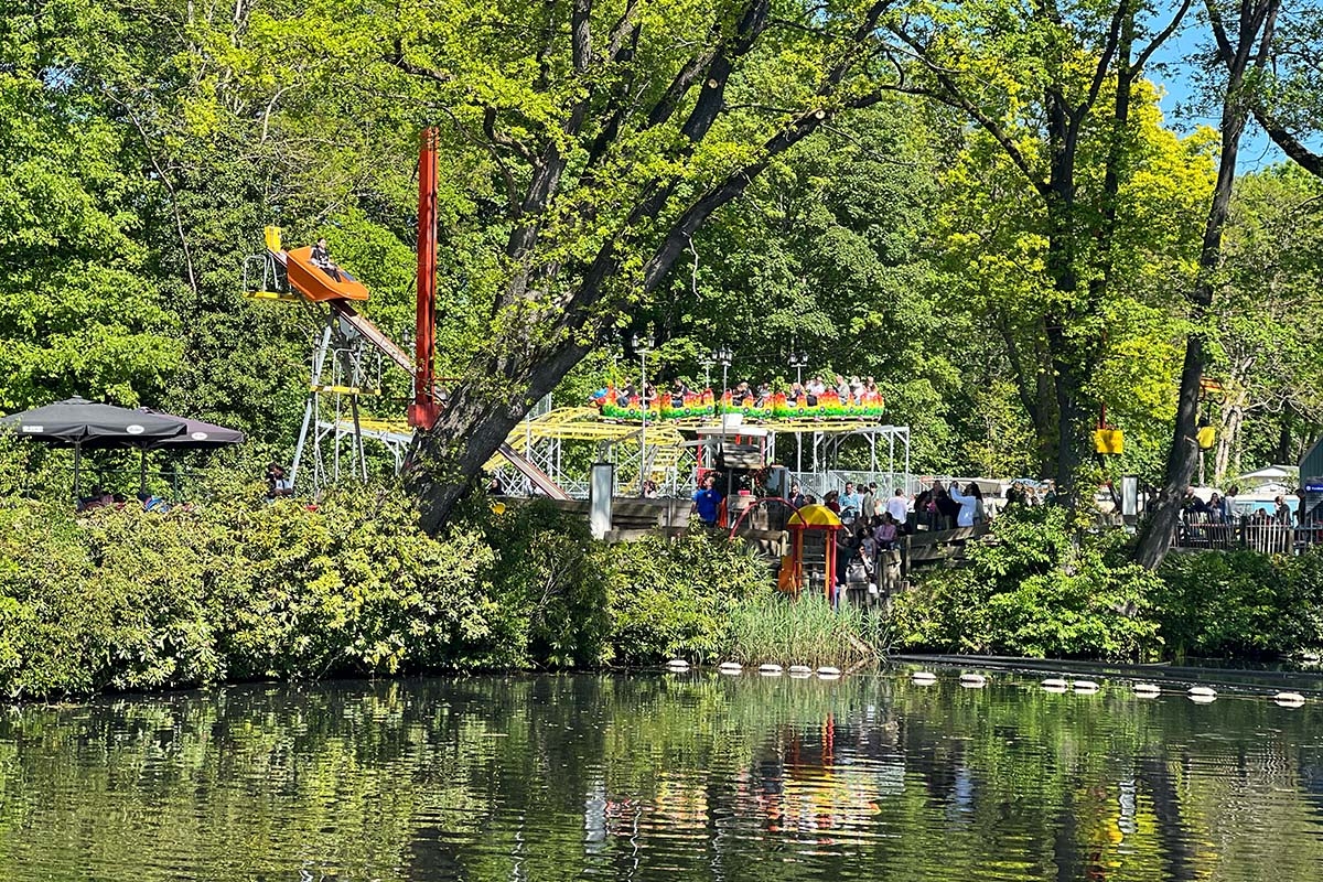 Feest 100 jaar Attractiepark de Waarbeek op 1 juni 2024