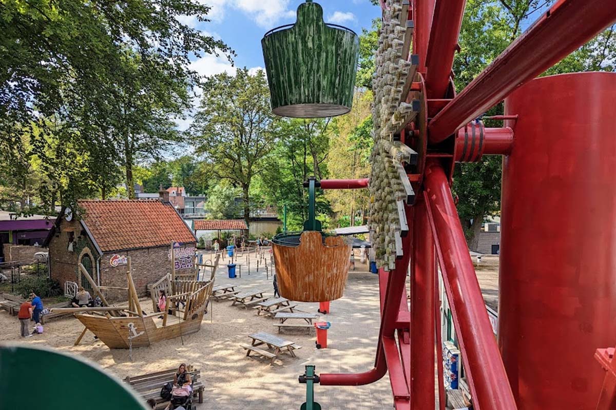 Feest 100 jaar Attractiepark de Waarbeek op 1 juni 2024