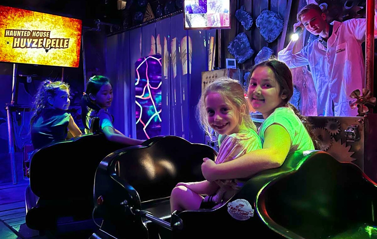 Entreeticket Attractiepark de Waarbeek, incl. onbeperkt eten + drinken