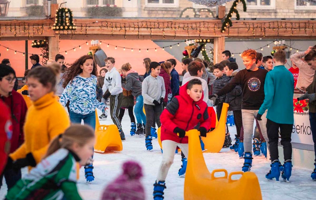 Schaatsen incl. huur + zakje chips + consumptie bij Bergs Winterparadijs