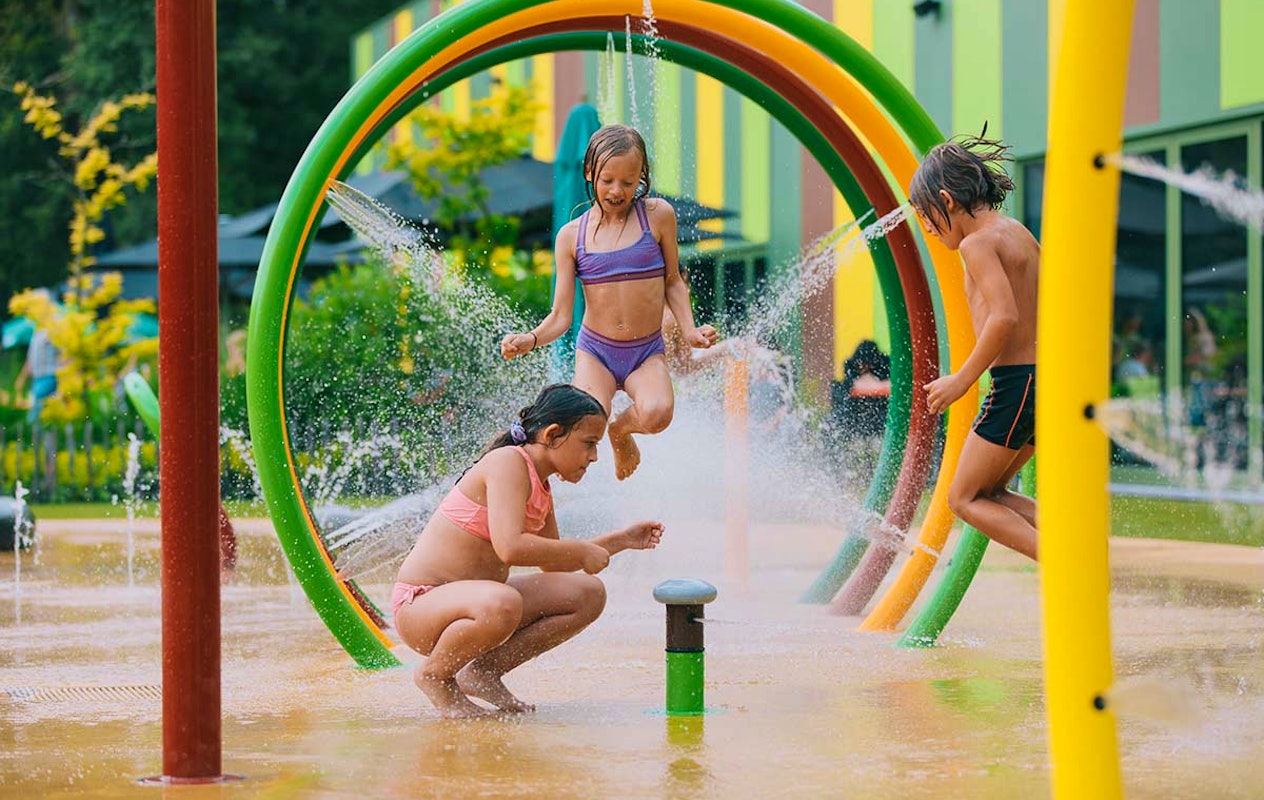 Ticket + kindergerecht naar keuze bij binnenspeeltuin Tarzan & Jane