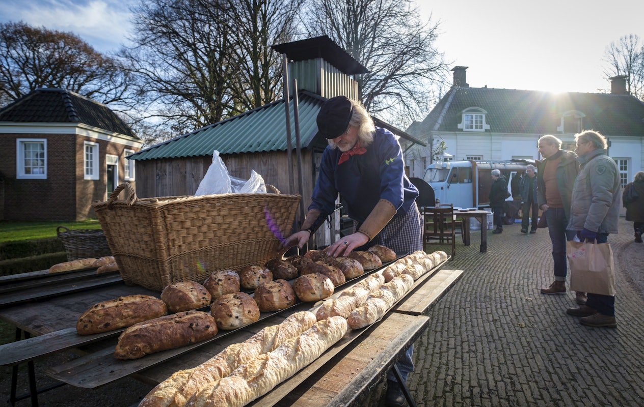 Entreeticket Castle Christmas Fair + warm drankje of reuzenrad