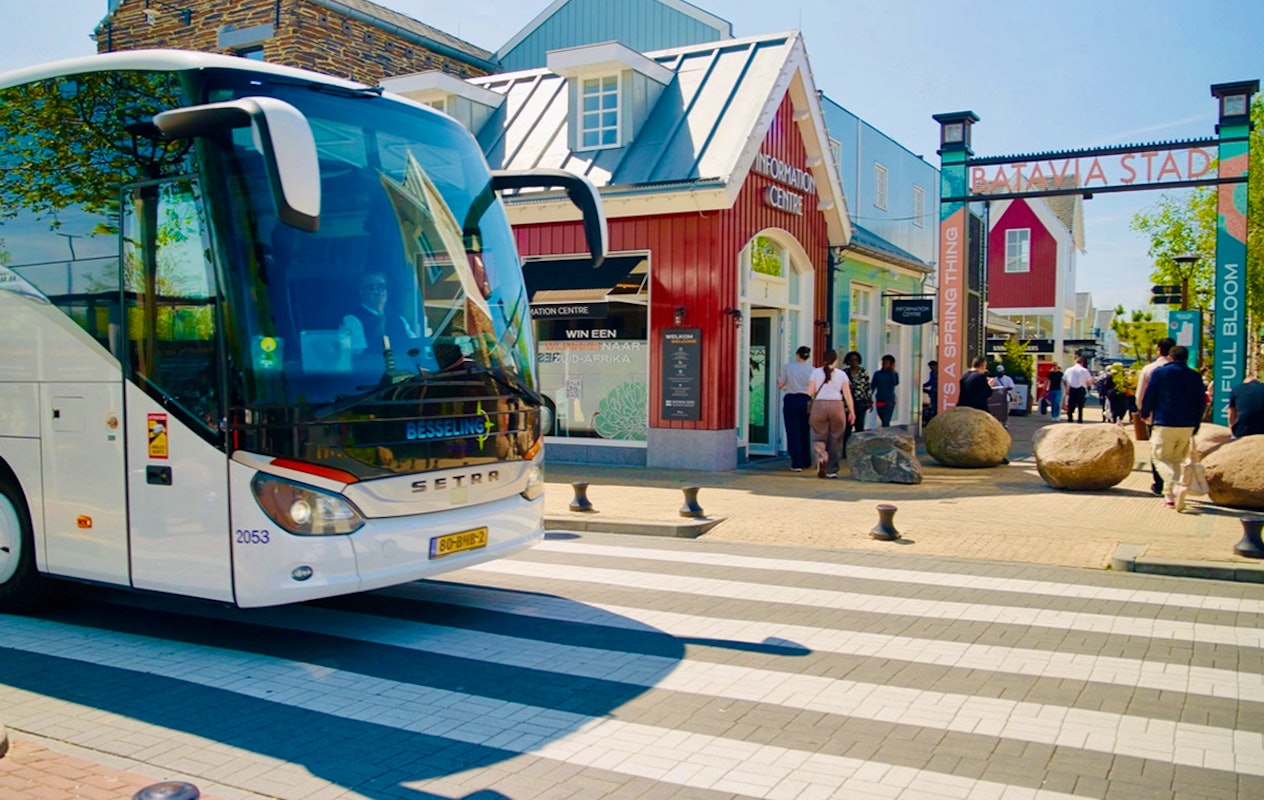 Dagtocht van Amsterdam naar Batavia Stad Fashion Outlet