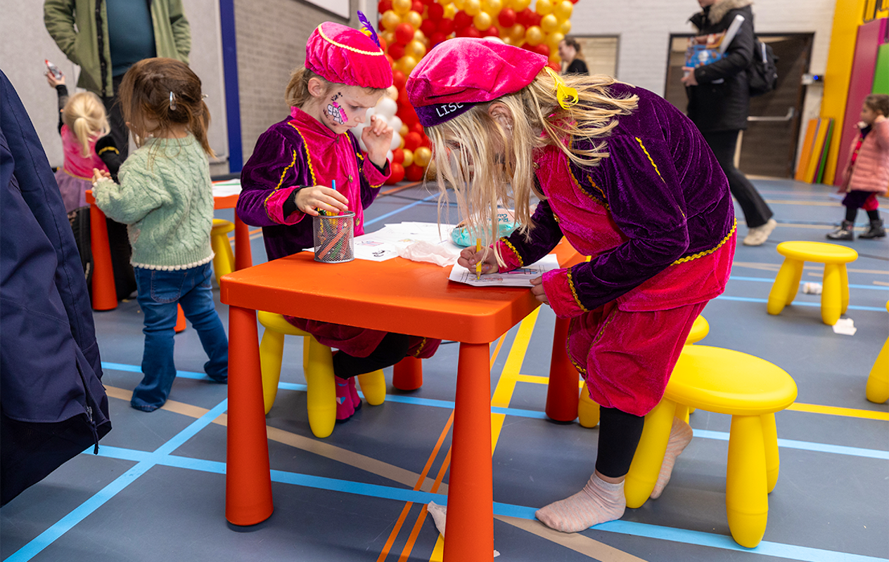 Entreeticket De Magische Familie Sintshow