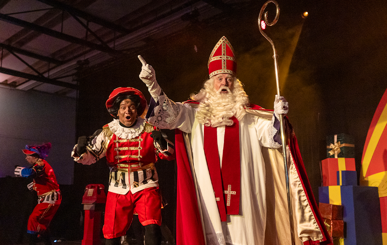 Entreeticket De Magische Familie Sintshow