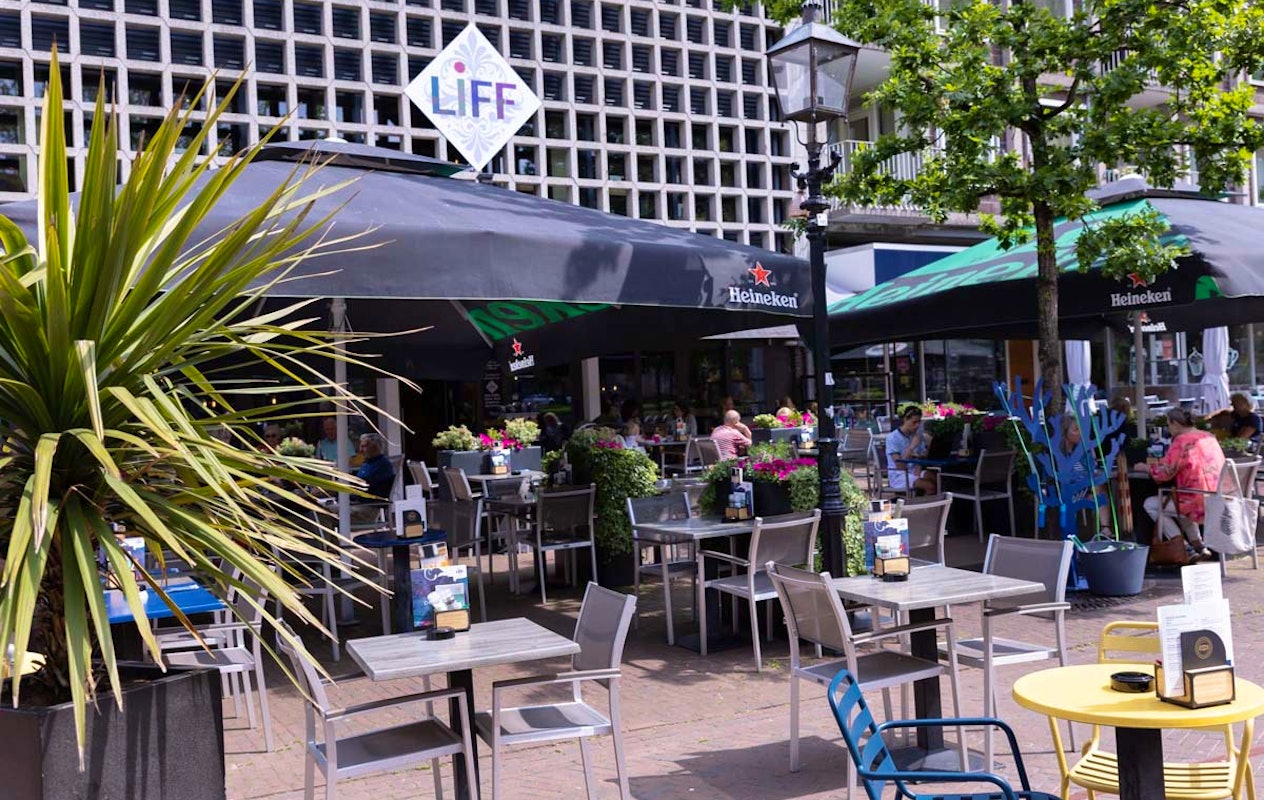 Hoofdgerecht + cocktail bij LIFF in Assen