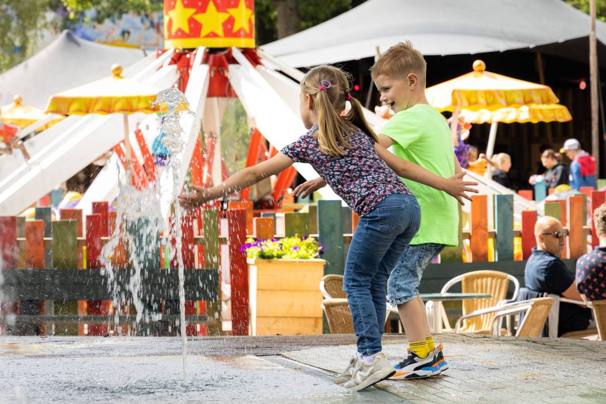 Entreeticket Drouwenerzand Attractiepark, incl. onbeperkt eten + drinken