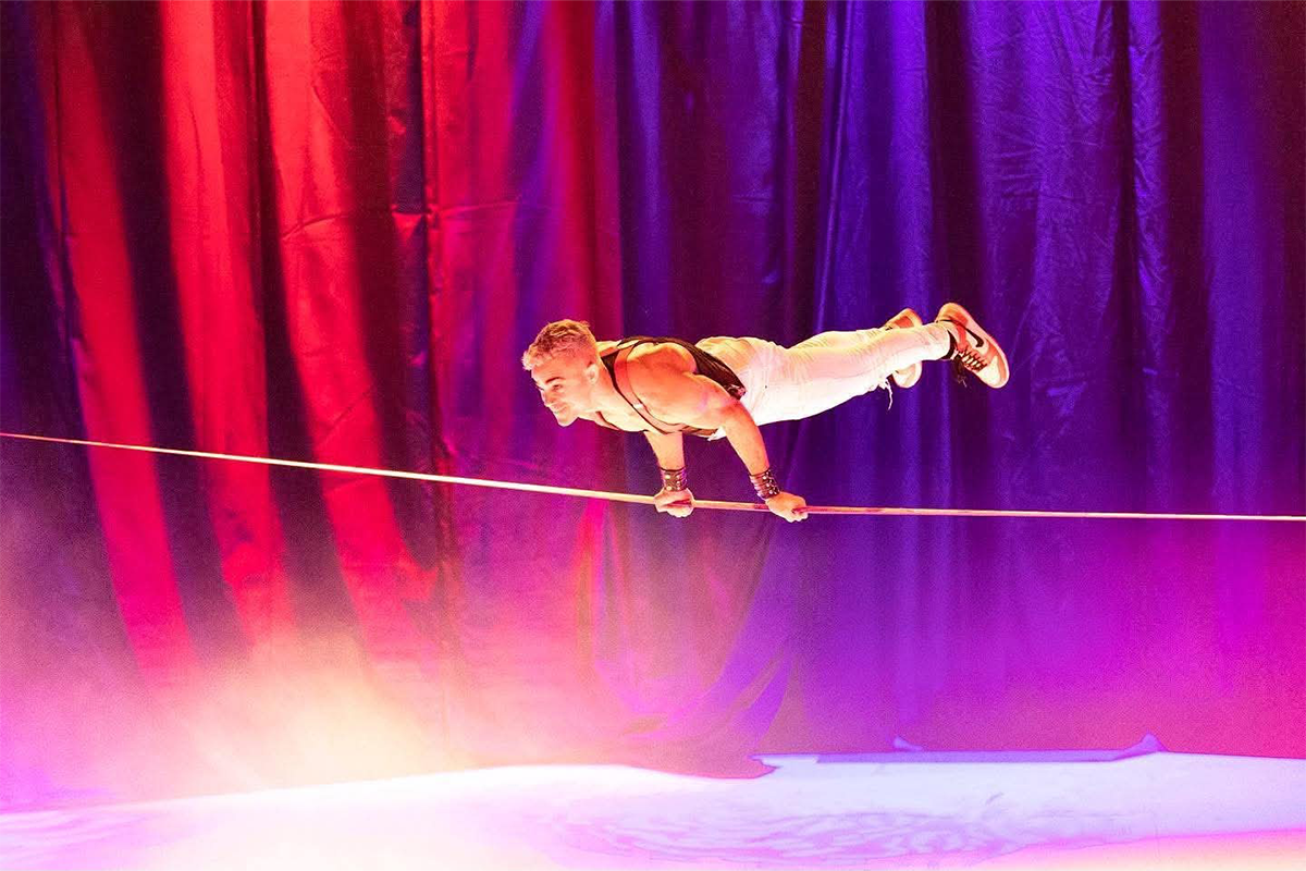 Entreeticket Wintercircus Pallasso