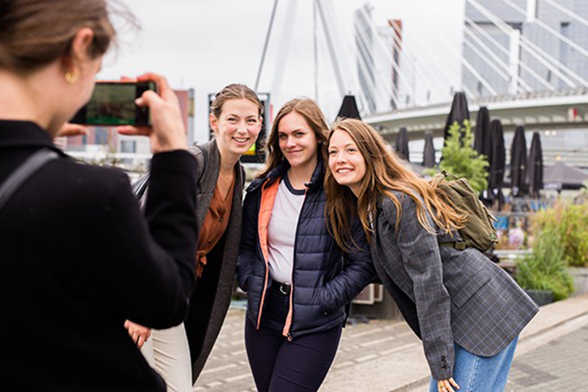 Escape Tours, vind de geheime uitgang van de stad (200+ steden)