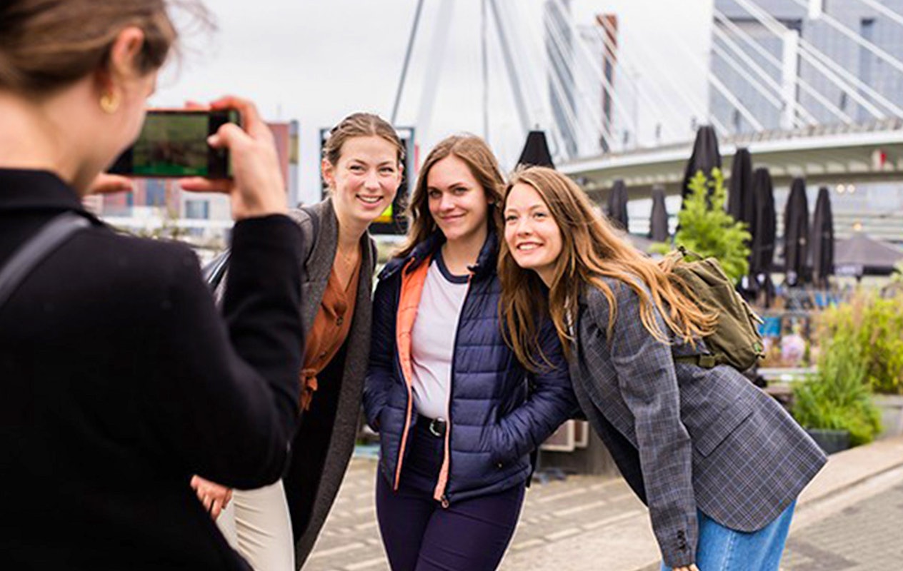 Escape Tours, vind de geheime uitgang van de stad (200+ steden)